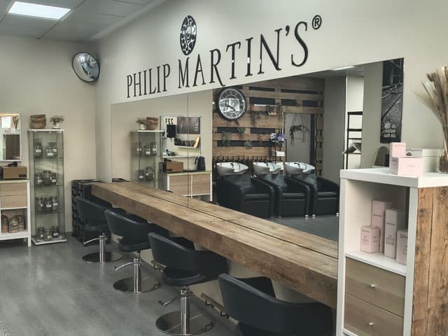 Centro de peluquería y estética en Fene